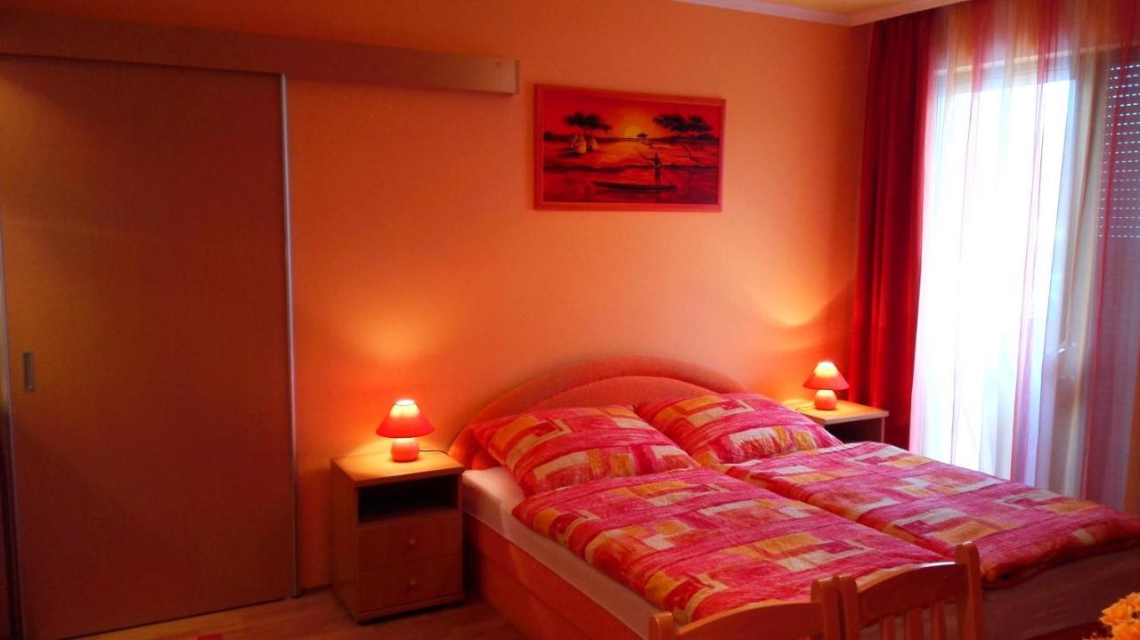 Balaton Wellness Apartman Siófok Esterno foto