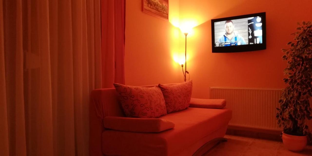 Balaton Wellness Apartman Siófok Esterno foto