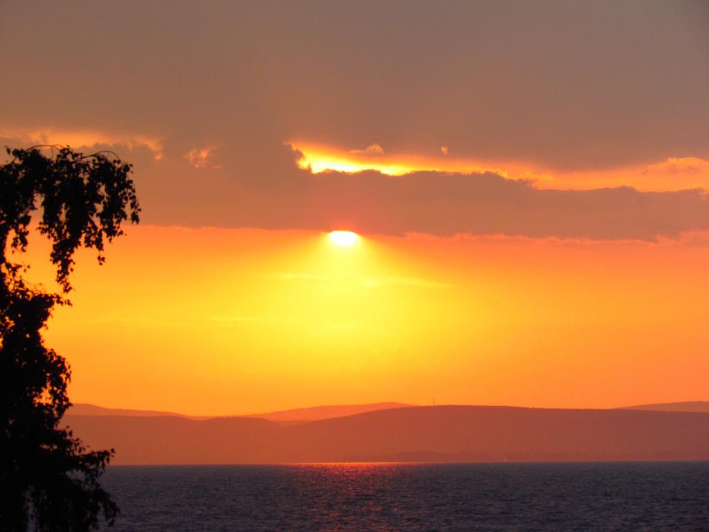 Balaton Wellness Apartman Siófok Camera foto