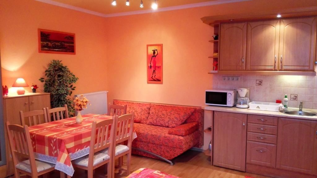Balaton Wellness Apartman Siófok Camera foto